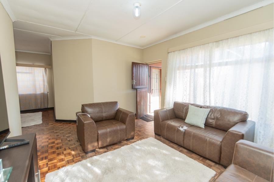 2 Bedroom Property for Sale in Korsten Eastern Cape